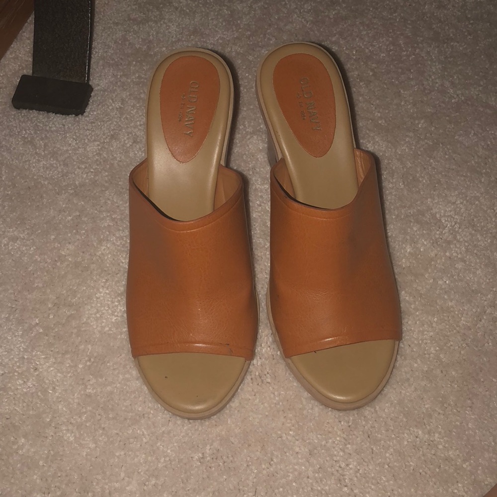Old navy Slipper pumps size 8
